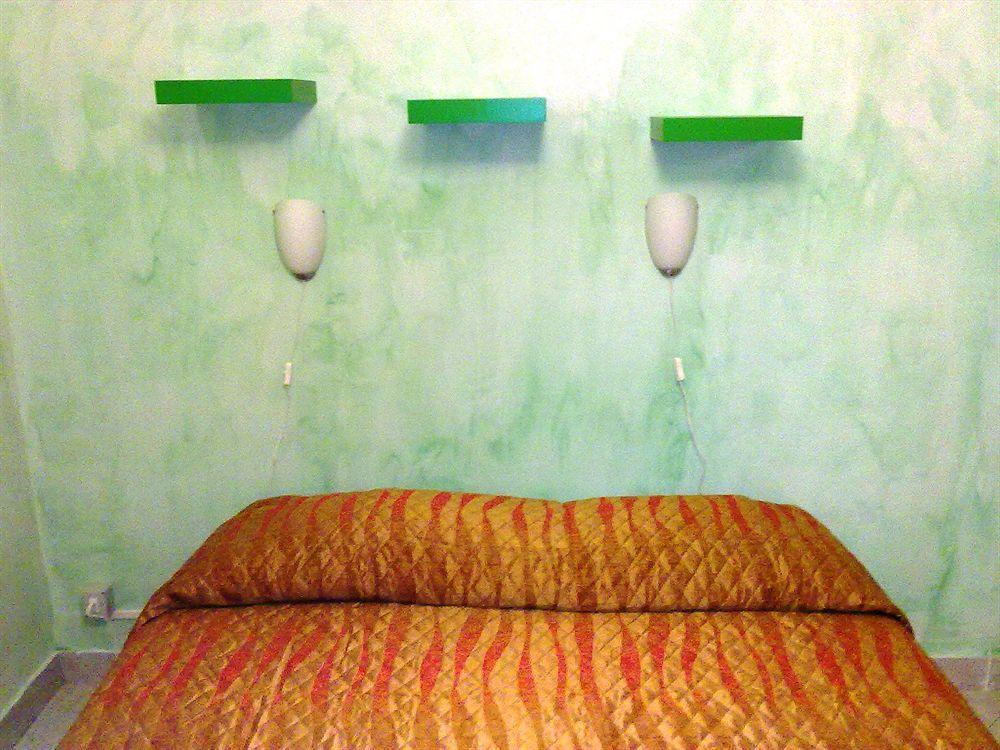 Gigi Holiday Rooms 罗马 外观 照片