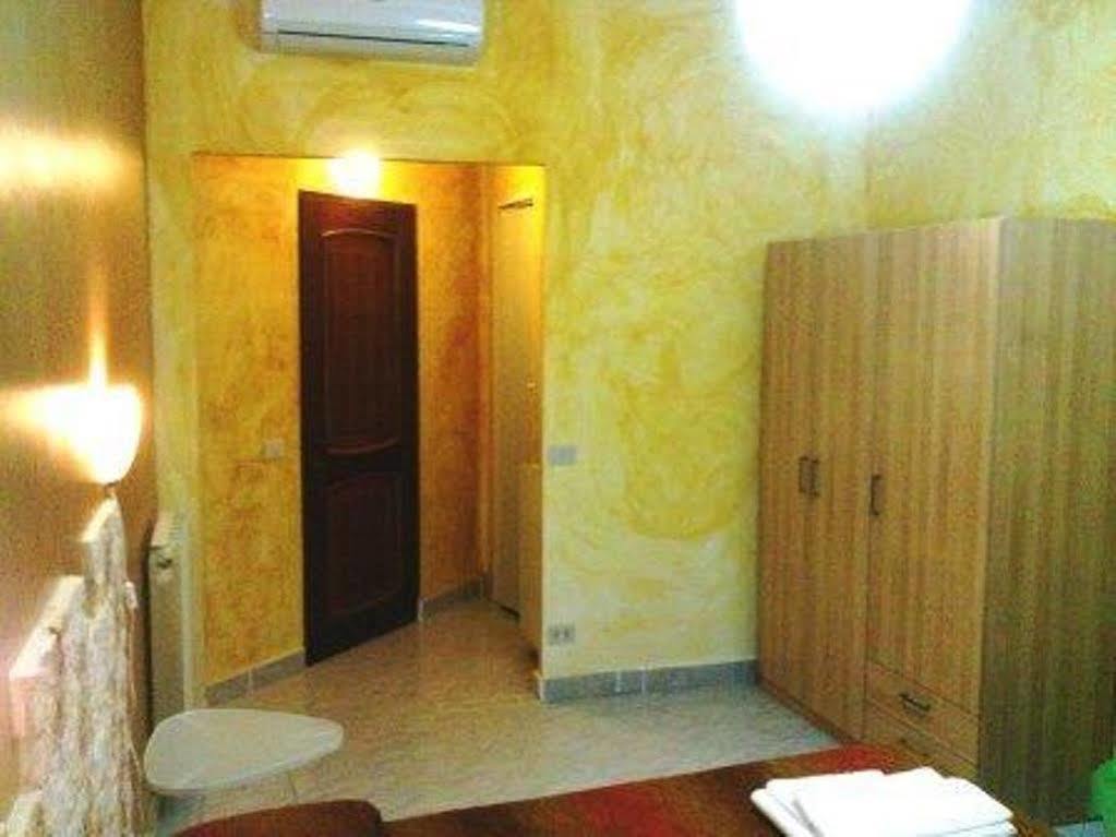 Gigi Holiday Rooms 罗马 外观 照片