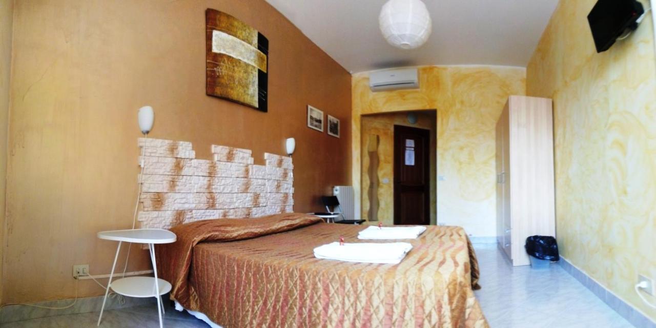 Gigi Holiday Rooms 罗马 外观 照片